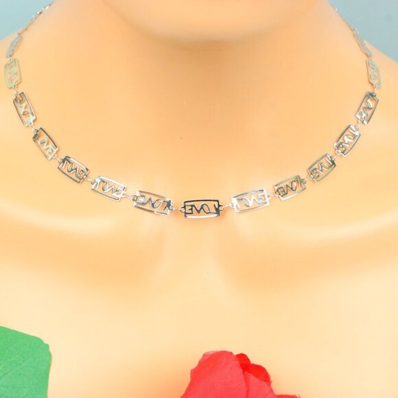 Delicate & Contemporary Necklace Chain, A Lovely Choice for Women, EVCH1768 - Picture 1 of 10